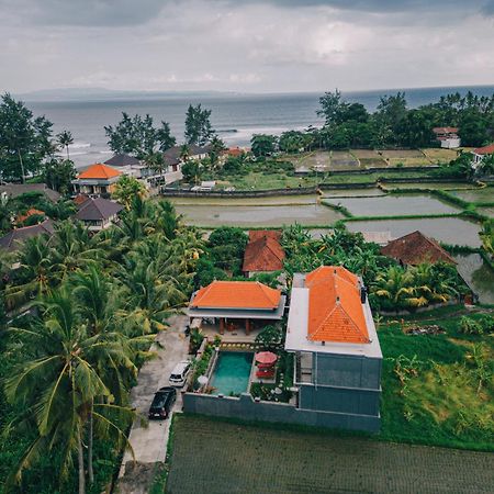 Cucukan Beach Guest House Payangan Exteriör bild